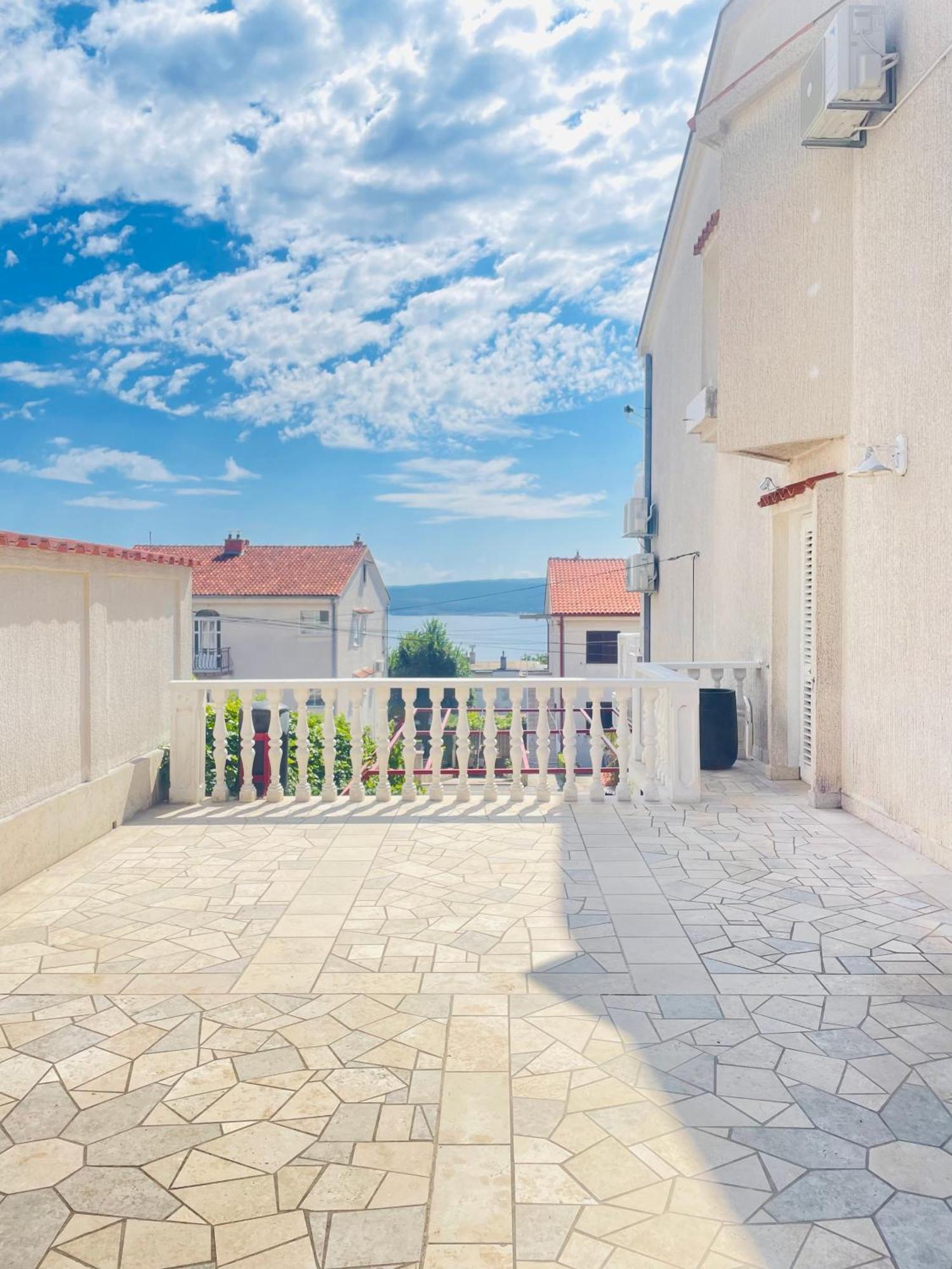 Anmarie Apartments Crikvenica Exterior foto